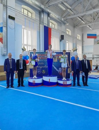 Медали с всероссийских соревнований!